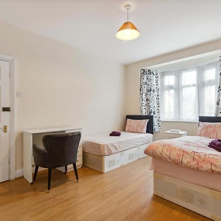 Beautiful Cozy Room London Exterior photo
