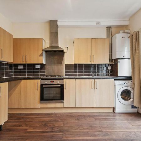 Beautiful Cozy Room London Exterior photo