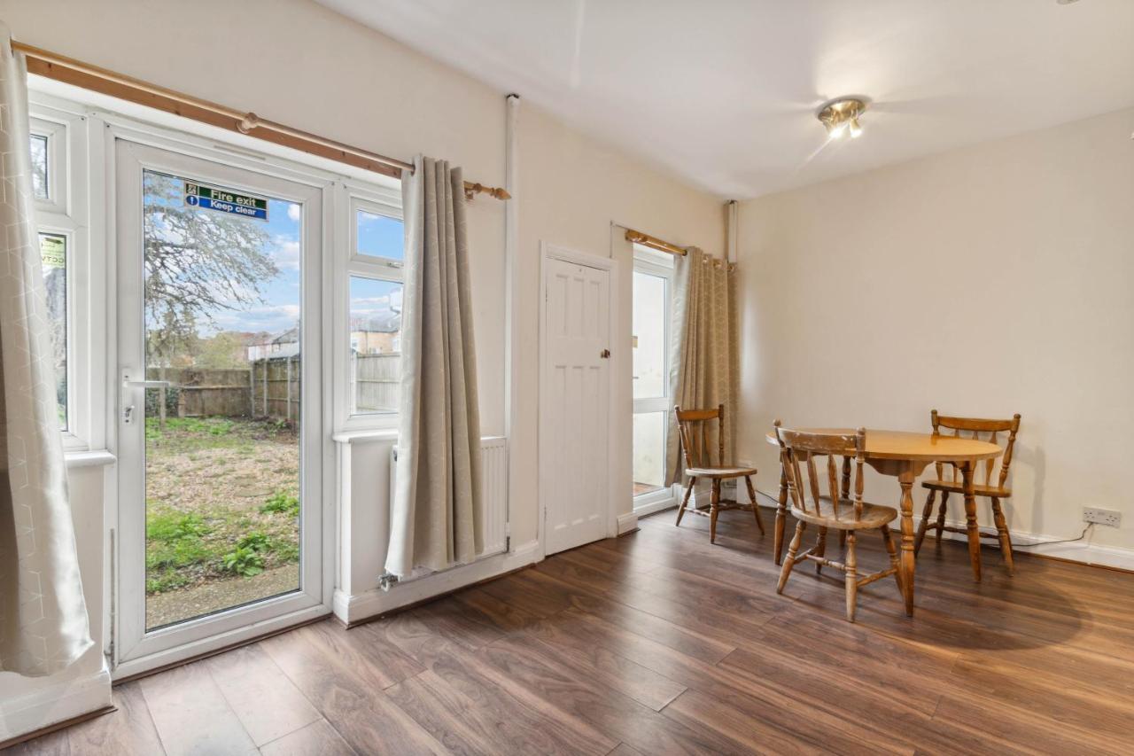 Beautiful Cozy Room London Exterior photo